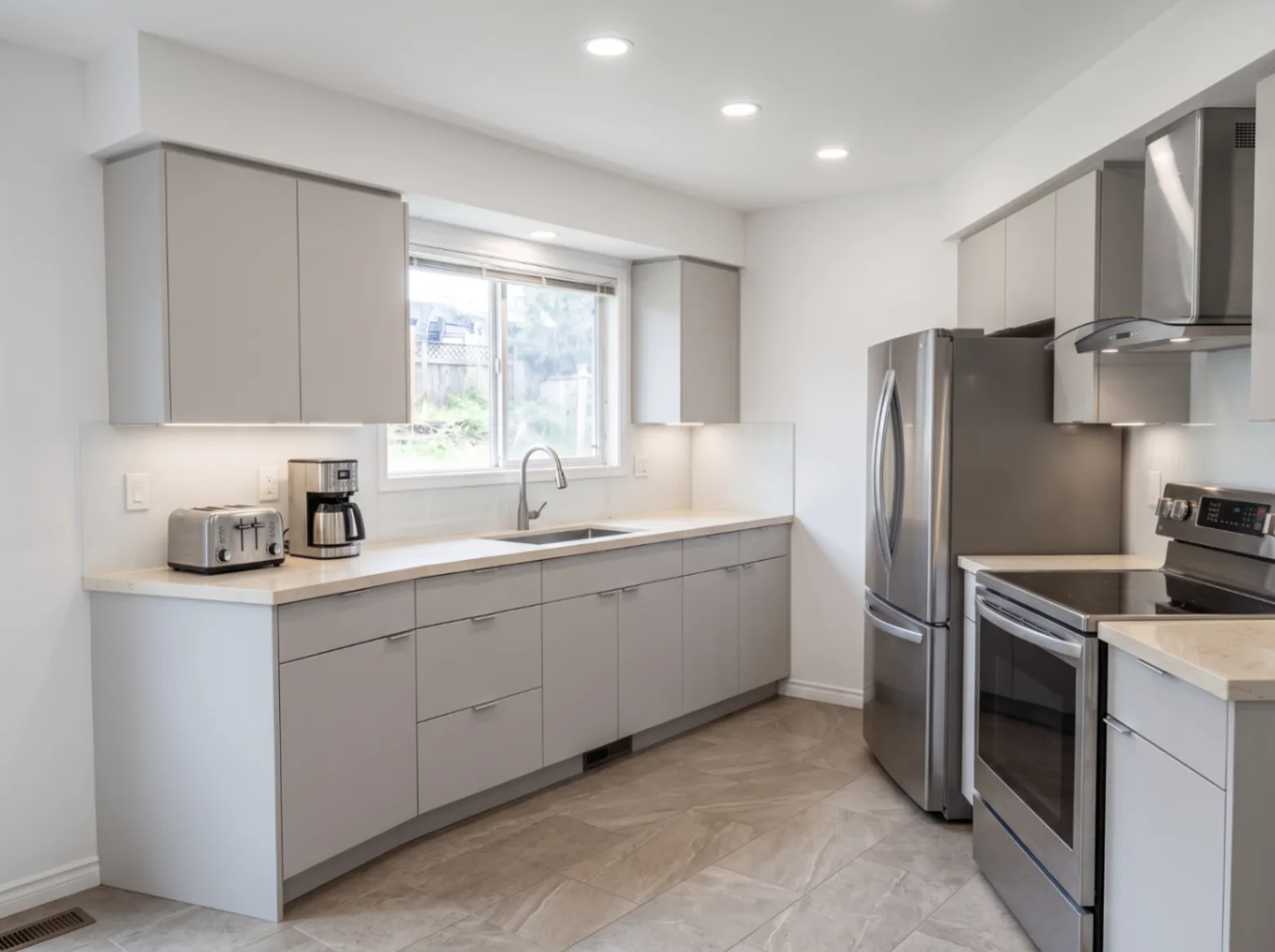 Photo immobilière après amélioration IA par Vizora — Rénovation